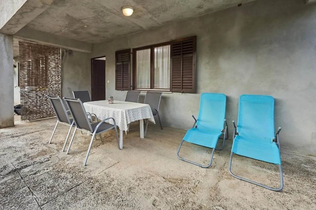 Apartment In Slatine With Terrace, Air Conditioning, Wi-Fi Trogir Croatia